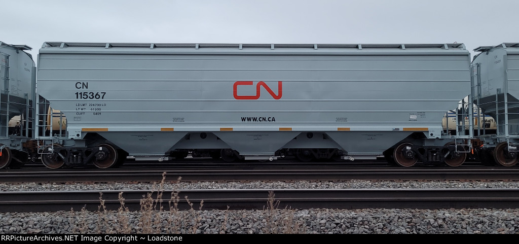 CN 115367